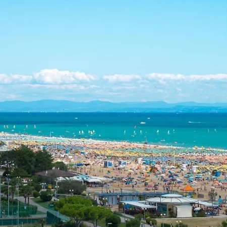 Apartament Huge Terrace In The Heart Of For 7 Guests Bibione