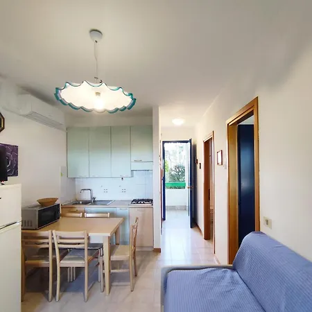 Apartment Huge Terrace In The Heart Of For 7 Guests Bibione