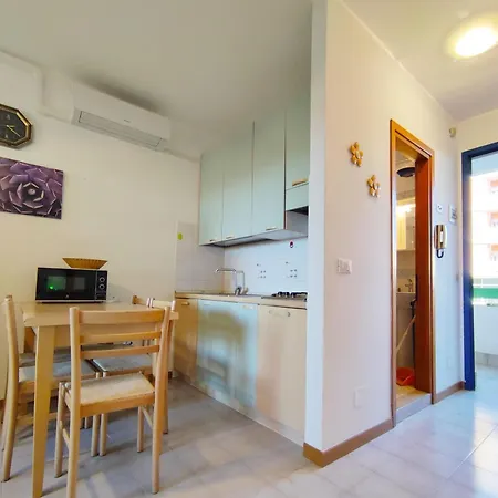 Huge Terrace In The Heart Of For 7 Guests Appartamento *